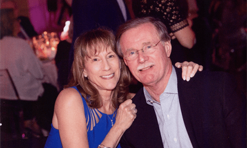  Robert Dawe ’72 smiling and posing with his late wife, Jean Dawe.