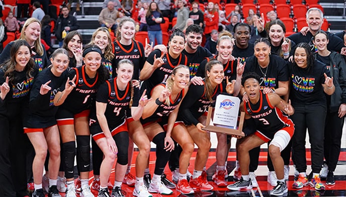 Women's basketball team celebrates MAAC season championship.