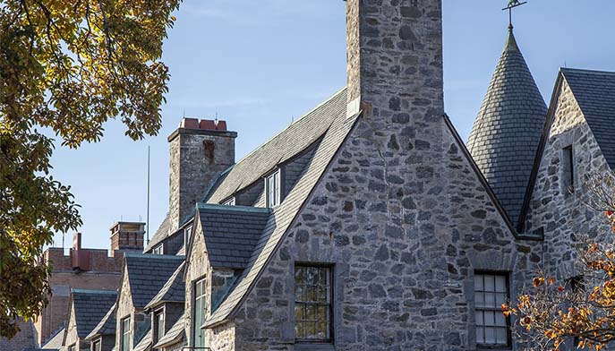 Image of the Murphy Center building